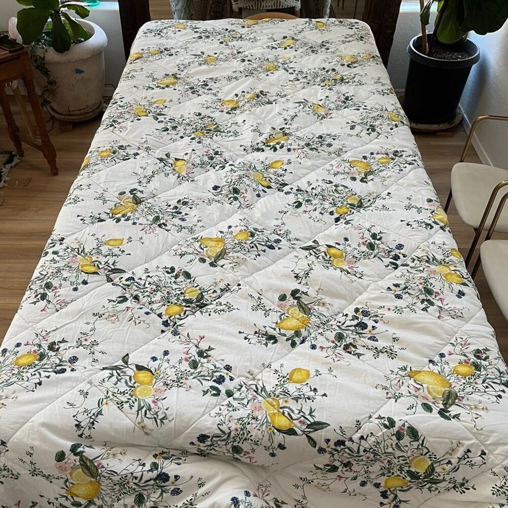 Pottery Barn Monique Lhuillier Positano Comforter & Sham 99 x 91 Lemon Print
